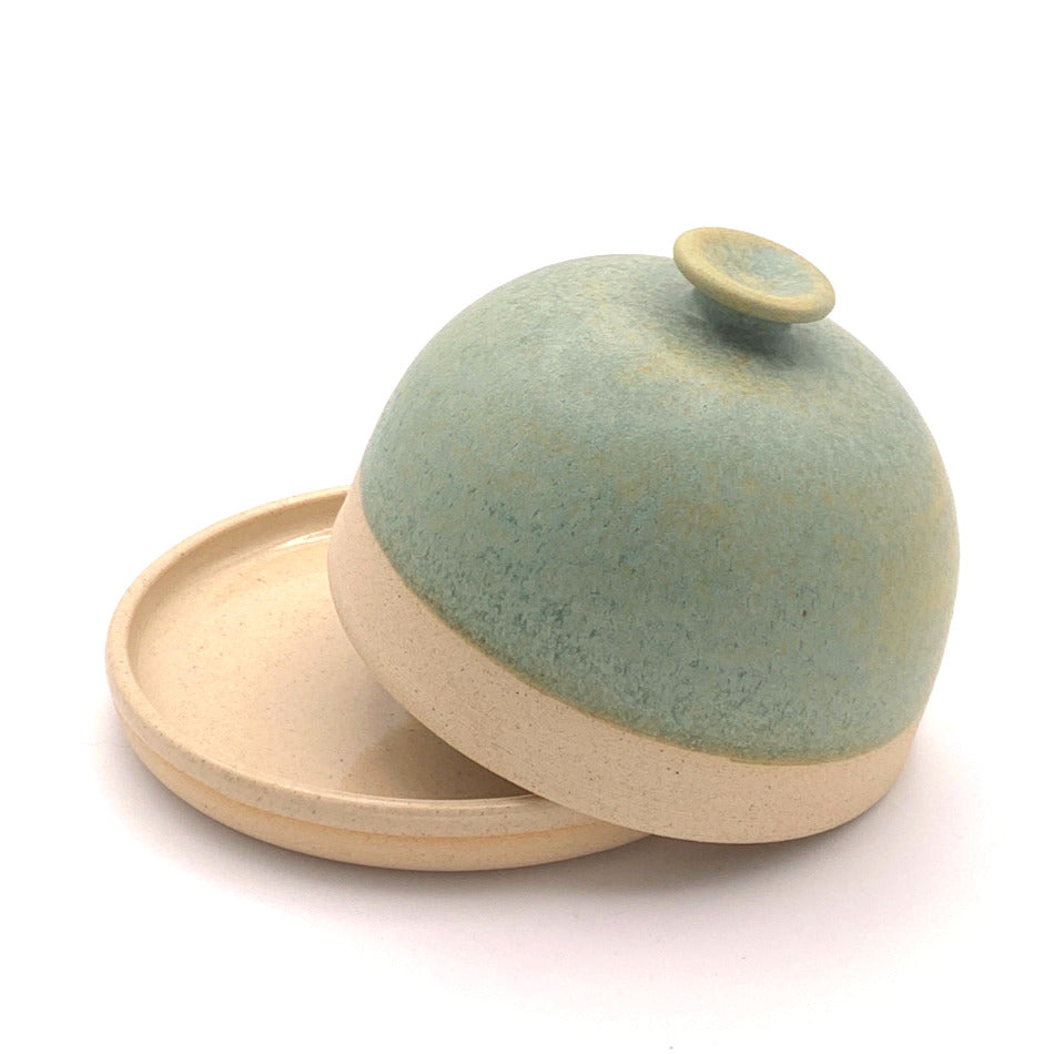 Small Butter Dish with Lid image 2