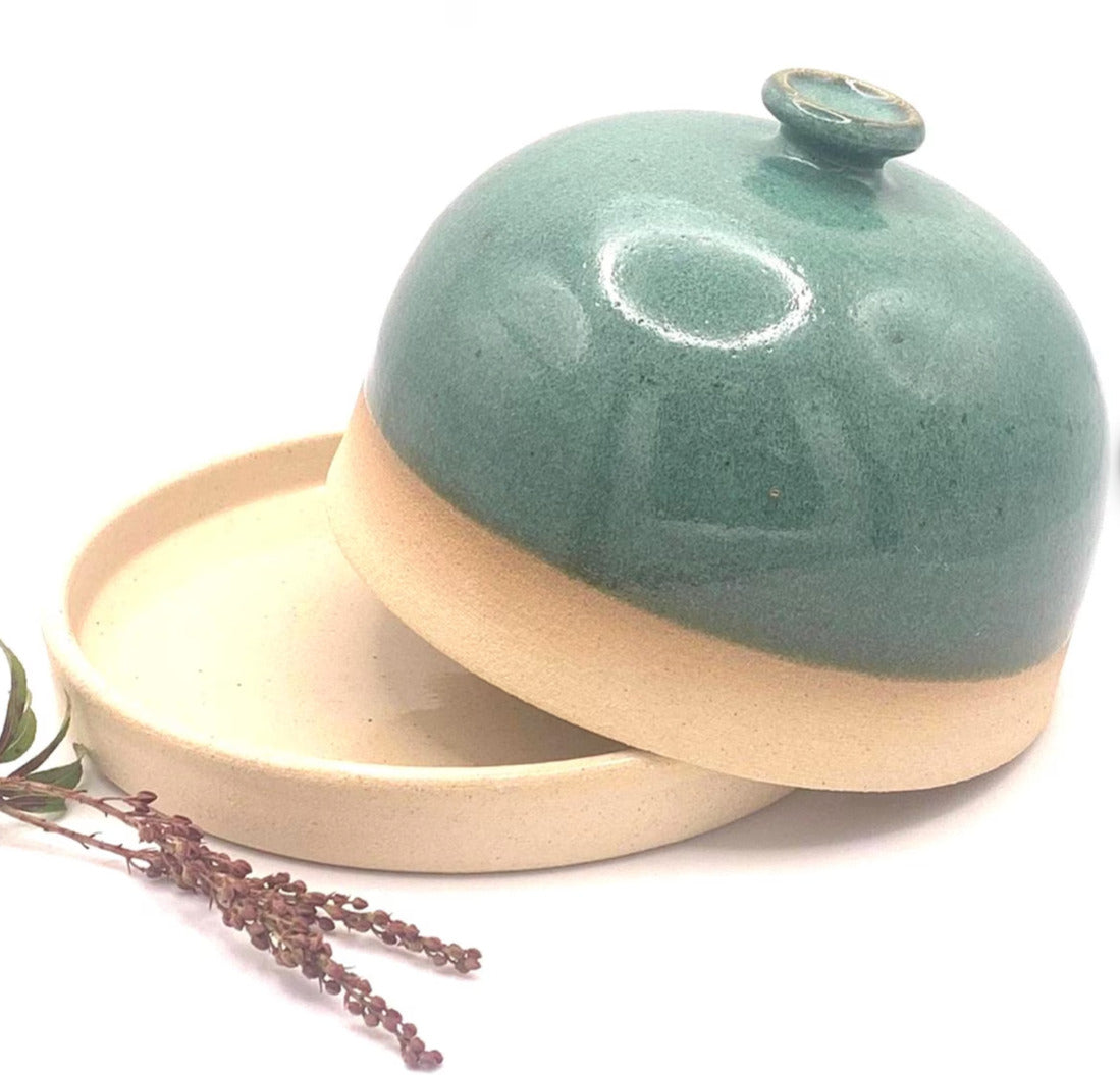 Large Butter Dish with Lid image 6