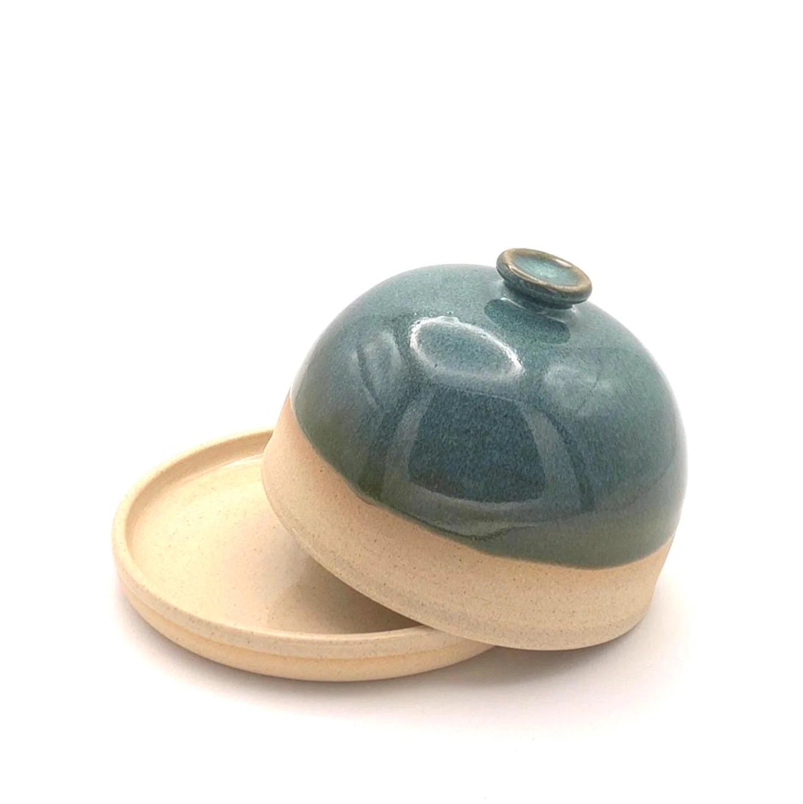 Small Butter Dish with Lid image 5
