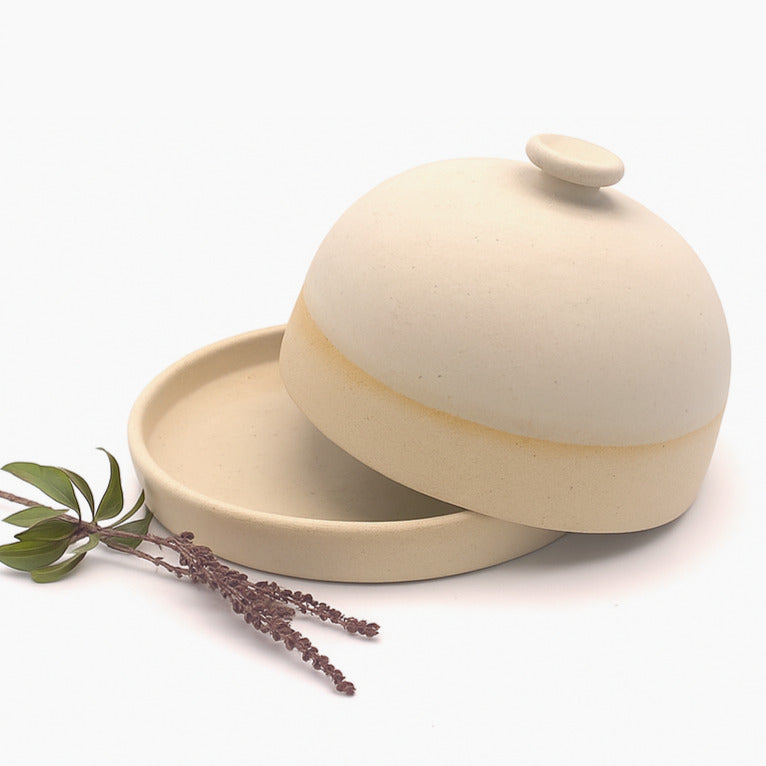 Large Butter Dish with Lid image 4