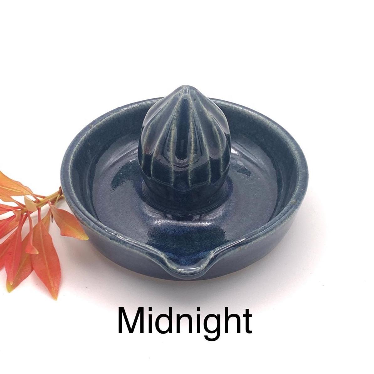 Handmade Ceramic Citrus Juicer – Stoneware
